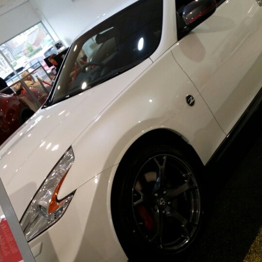 West Way Nissan Aldershot Car Dealership