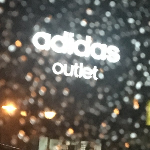 adidas outlet bsd