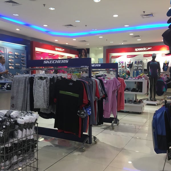 skechers pondok indah mall