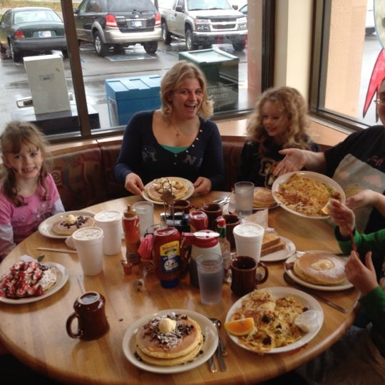 Photos at FlapJacks Pancake House Restaurant Edgewood 4904 Madison Ave