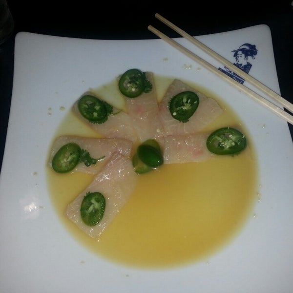 Foto diambil di Sushi Chef Japanese Restaurant &amp; Market oleh David L. pada 4/22/2013