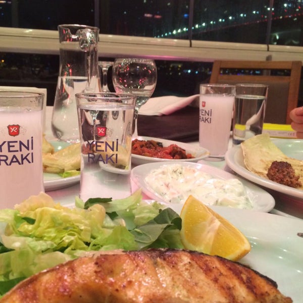 Foto diambil di Beybalık Restaurant &amp; Sazende Fasıl oleh Bahadır E. pada 12/31/2016