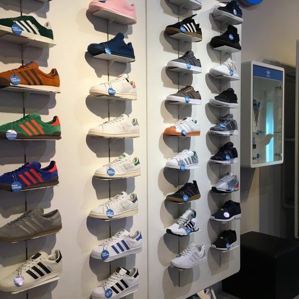adidas arrabida