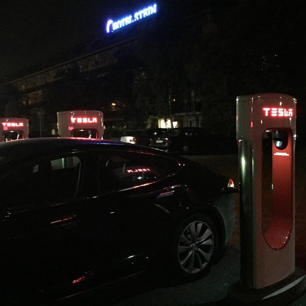 7/22/2015에 Tesla W.님이 Van der Valk Hotel Stein-Urmond에서 찍은 사진