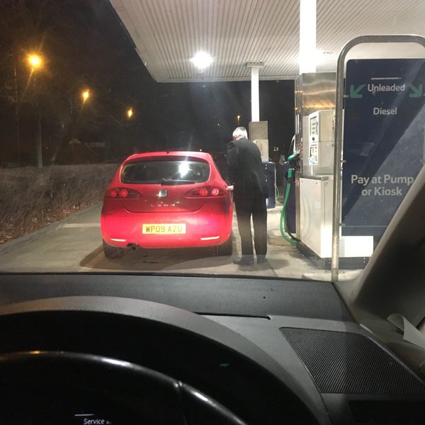 Tesco Extra Pasar Swalayan di Swindon