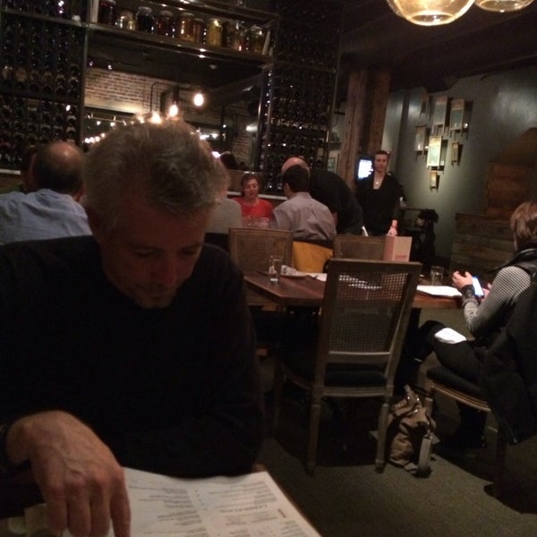 2/1/2014にSuzanne T.がLaundry Restaurantで撮った写真