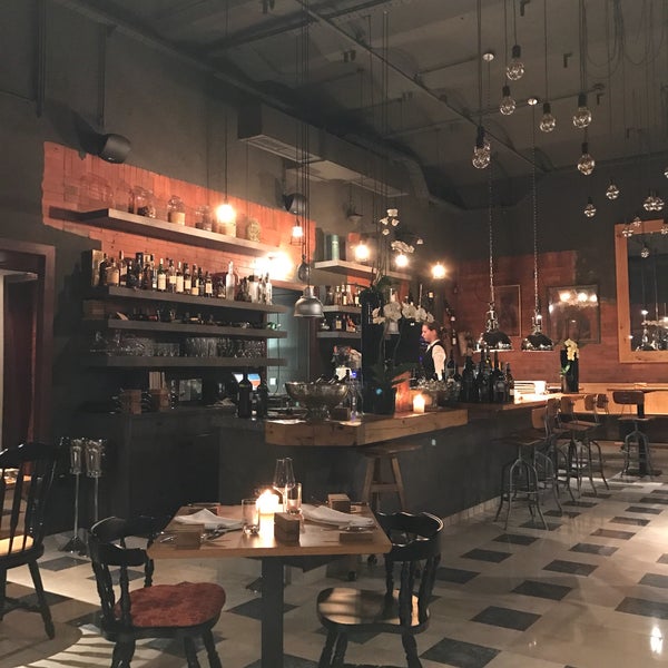 3/6/2017 tarihinde М S.ziyaretçi tarafından Restaurant and Bar Atelje'de çekilen fotoğraf