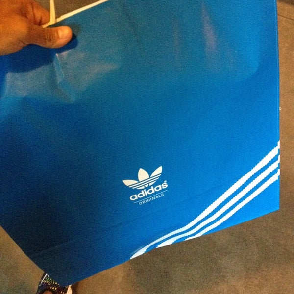 Adidas originals unicenter hot sale venta
