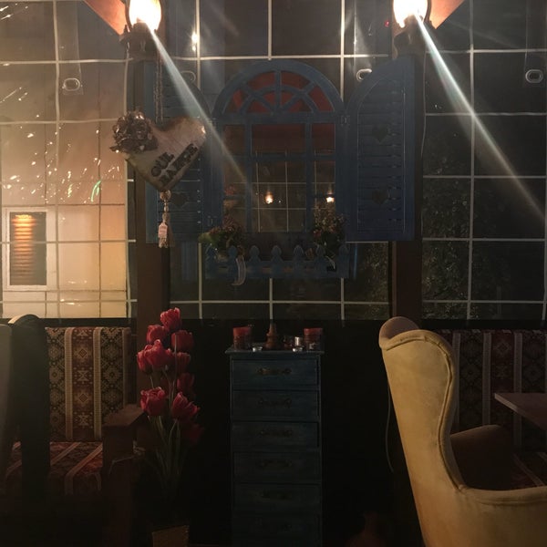 Foto tirada no(a) Gülbahçe Cafe &amp; Restaurant por Sema A. em 3/15/2019