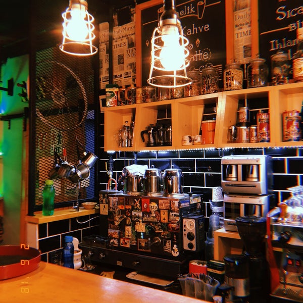 Foto tirada no(a) Cafe Yakut por Elif Y. em 6/2/2018