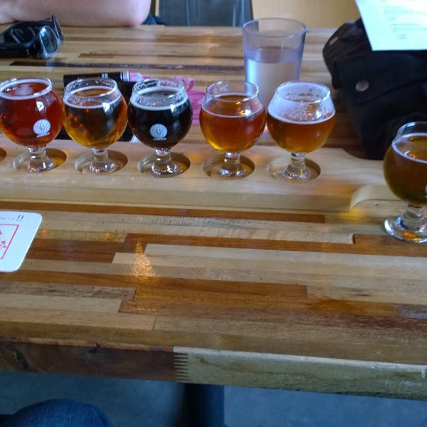 Photo taken at Outer Planet Craft Brewing by Zot on 7/17/2016