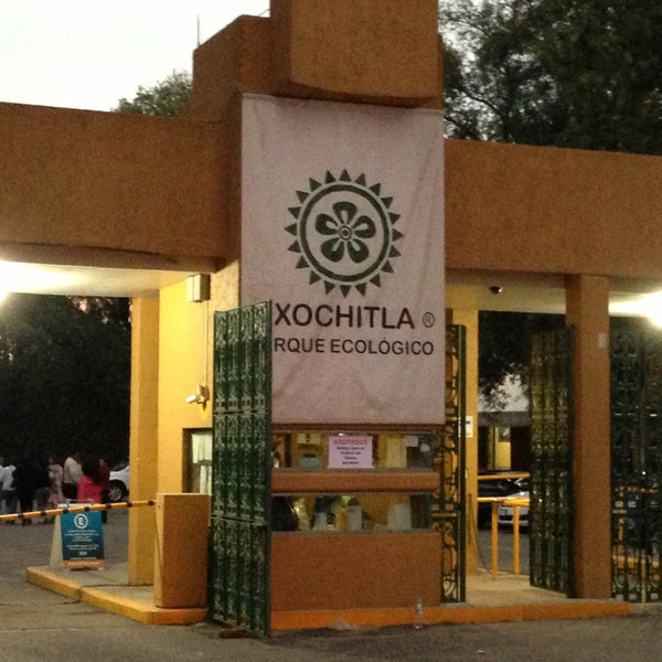 Foto diambil di Xochitla Parque Ecológico oleh Edith A. pada 4/28/2013