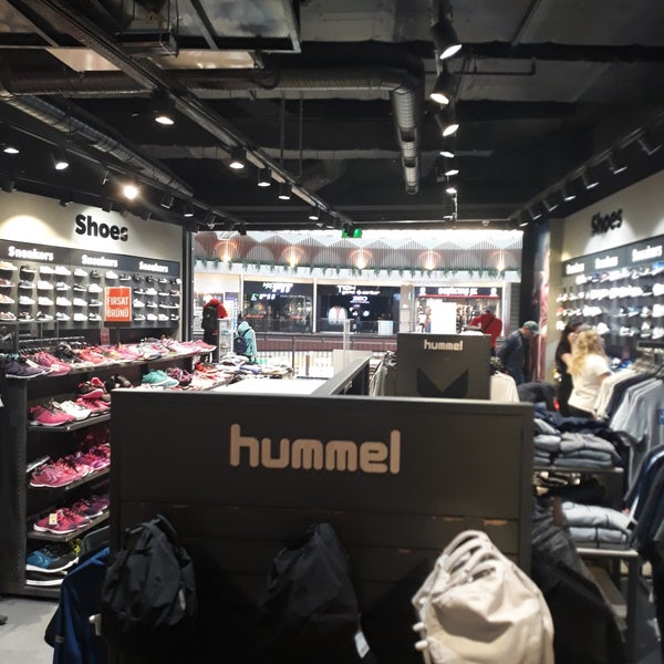 Photos Hummel - Sporting Goods in Gaziemir