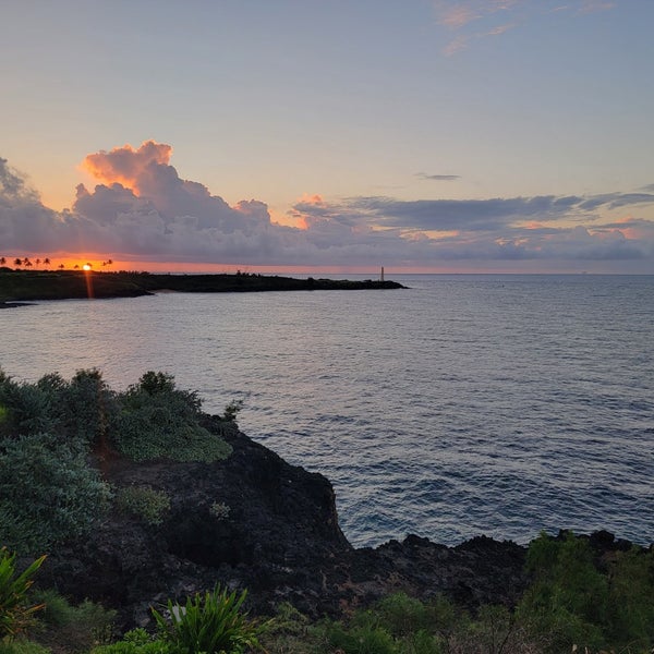 Foto diambil di Timbers Kauai Ocean Club &amp; Residences oleh erny pada 4/22/2023