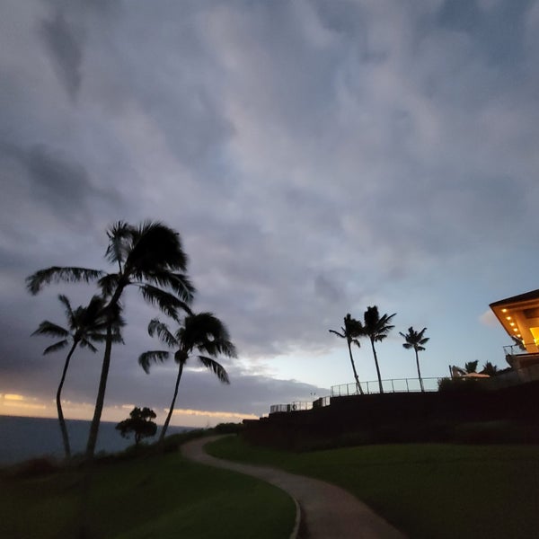 Foto diambil di Timbers Kauai Ocean Club &amp; Residences oleh erny pada 11/11/2022