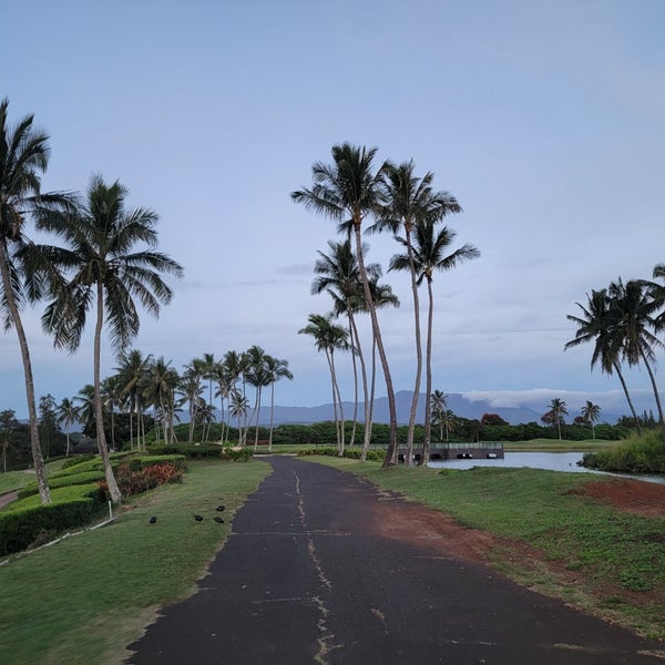 Foto diambil di Timbers Kauai Ocean Club &amp; Residences oleh erny pada 1/28/2023