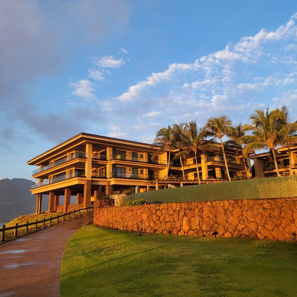 Foto diambil di Timbers Kauai Ocean Club &amp; Residences oleh erny pada 3/5/2023