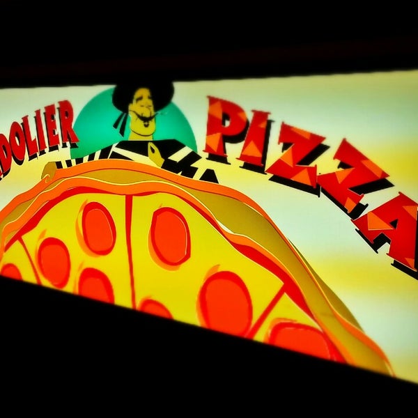 2/21/2013にPat B.がGondolier Pizzaで撮った写真