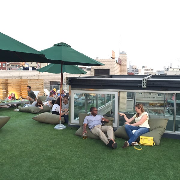 Awesome rooftop to hang out, drink and listen to some good music!