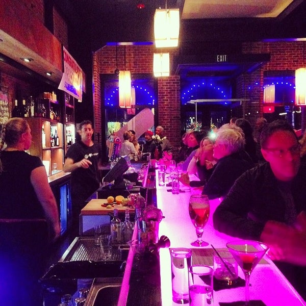 Photo prise au Cornerstone Bar &amp; Grill par Kent H. le2/22/2014