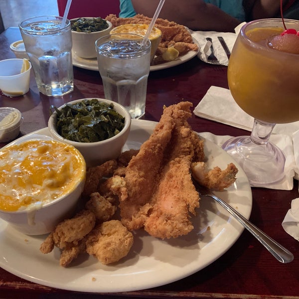 Photo taken at Harlem BBQ by Tanya D. on 7/4/2019