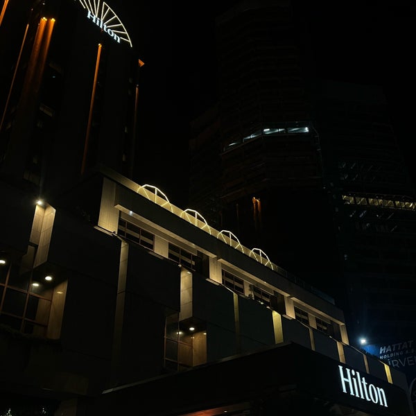 Foto tirada no(a) Hilton Istanbul Maslak por elina m. em 3/24/2024
