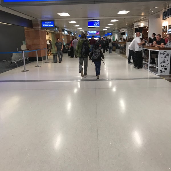 Photo taken at Phoenix Sky Harbor International Airport (PHX) by ᴡ A. on 4/5/2018