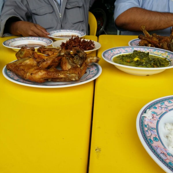 Restoran Haji Hassan Ayam Kampung  Asian Restaurant in Subang Jaya