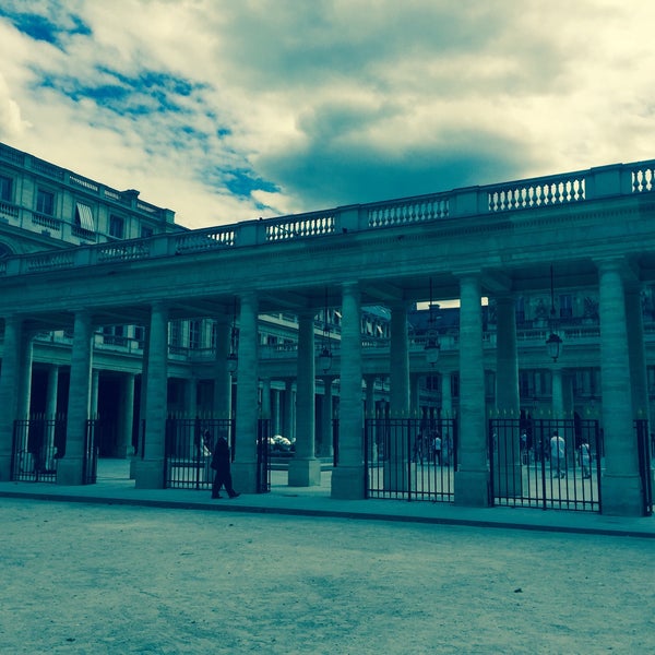 6/25/2017 tarihinde Sandrine N.ziyaretçi tarafından Théâtre du Palais-Royal'de çekilen fotoğraf