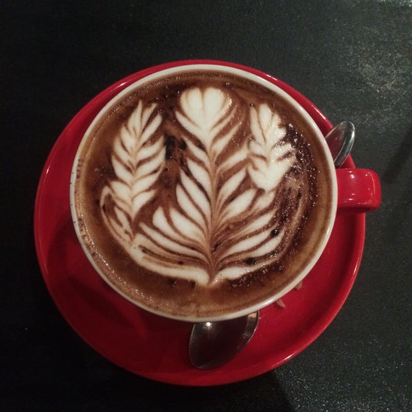 9/22/2015에 Ezzat A.님이 COFFEE:NOWHERE에서 찍은 사진