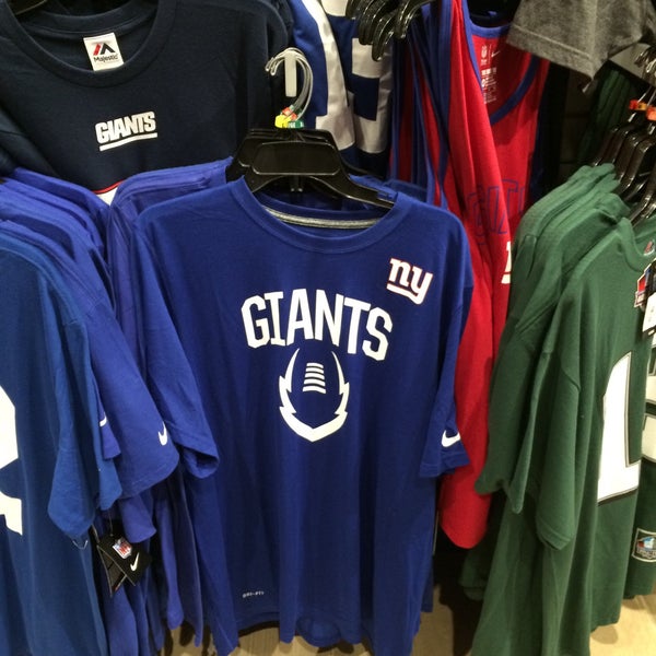 Lids Locker Room Sporting Goods Retail in Aiea