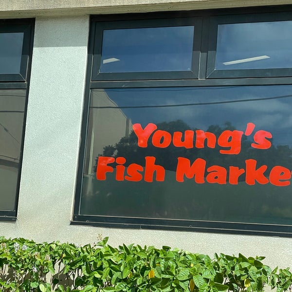 Photos at Young's Fish Market Kalihi Palama 1286 Kalani St