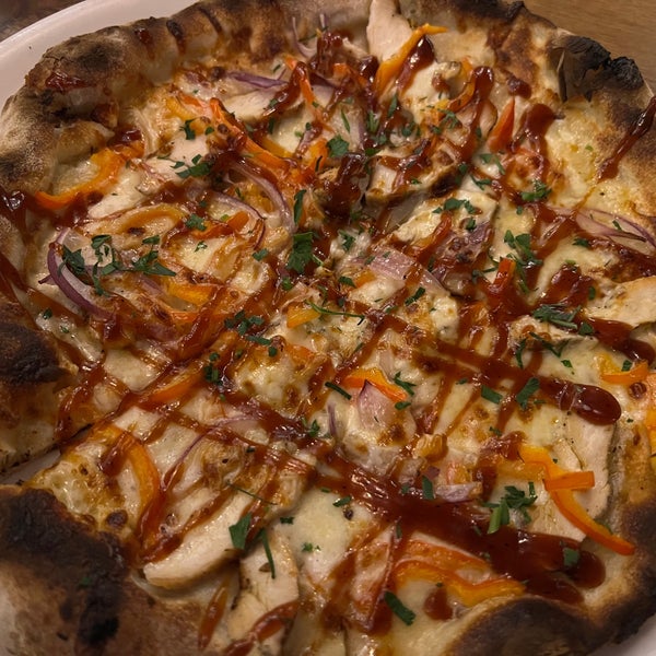 12/16/2022にNick B.がElla&#39;s Wood-Fired Pizzaで撮った写真