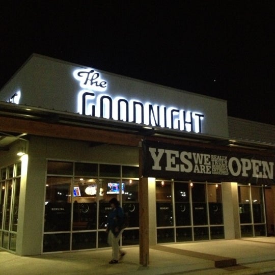 Foto tirada no(a) The Goodnight por Courtenay B. em 11/7/2012