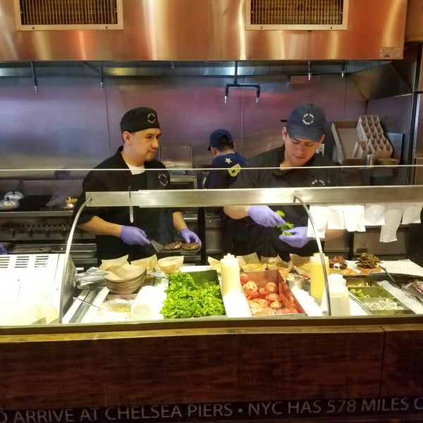Photo taken at New York Burger Co. by Victor on 5/25/2018
