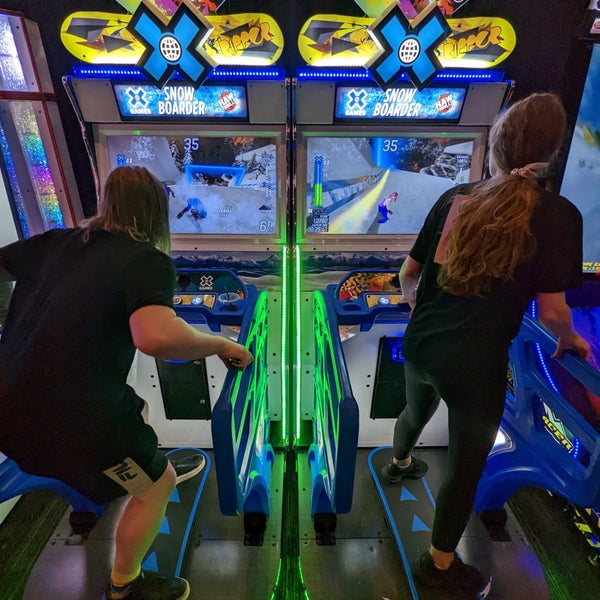 Photo taken at Dave &amp; Buster&#39;s by Taylor M. on 9/28/2022