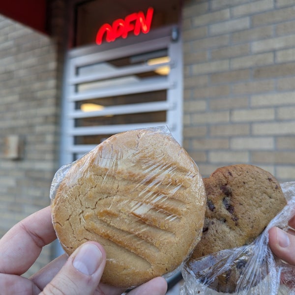 Makeda's Homemade Butter Cookies Downtown Memphis 3 tips from 62