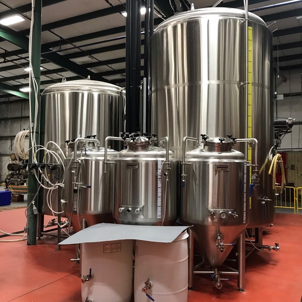 Снимок сделан в Greenbrier Valley Brewing Company пользователем CLINTON D. 12/2/2018