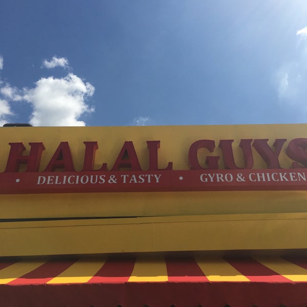 Photo taken at The Halal Guys by Randy M. on 7/20/2016