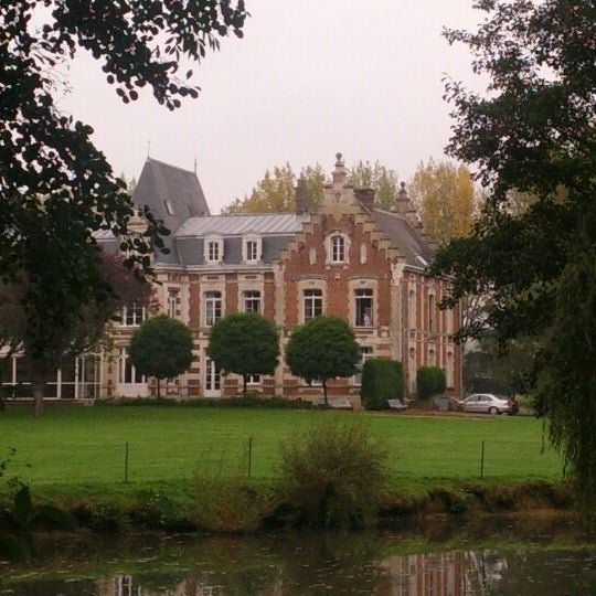 Foto tirada no(a) Najeti Hôtel Château Tilques por Gerben K. em 10/20/2012