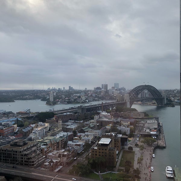 Foto diambil di Sydney Harbour Marriott Hotel at Circular Quay oleh Pierre A. pada 8/31/2019