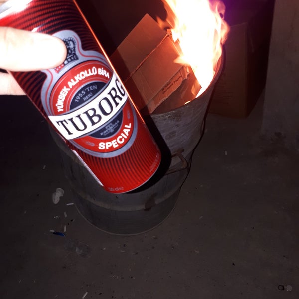 гар бар. гар гар бар в новом кластере на гороховой. фанаты в баре. гар набинад ба рӯз шабпарачашм. паб нью стейт.