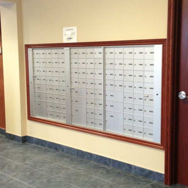 Dymon storage Queenswood Heights Ottawa, ON