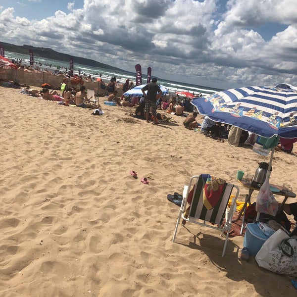 Foto diambil di Fusha Beach oleh Pelin Ö. pada 8/4/2019