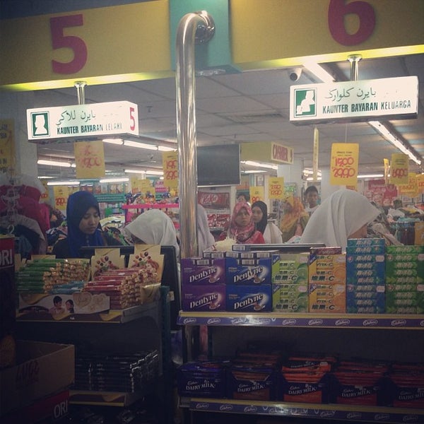 pantai timur shopping centre
