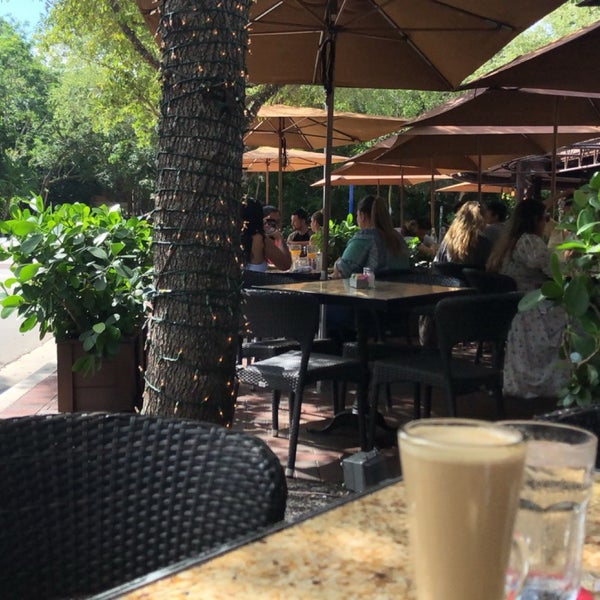 Photo taken at Greenstreet Cafe by Mohammed .. on 7/15/2019