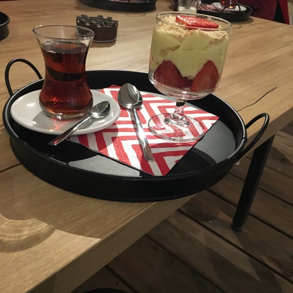 Foto scattata a Atölye Restaurant I Geyikli I Yeni Nesil da Ahmet D. il 4/22/2019