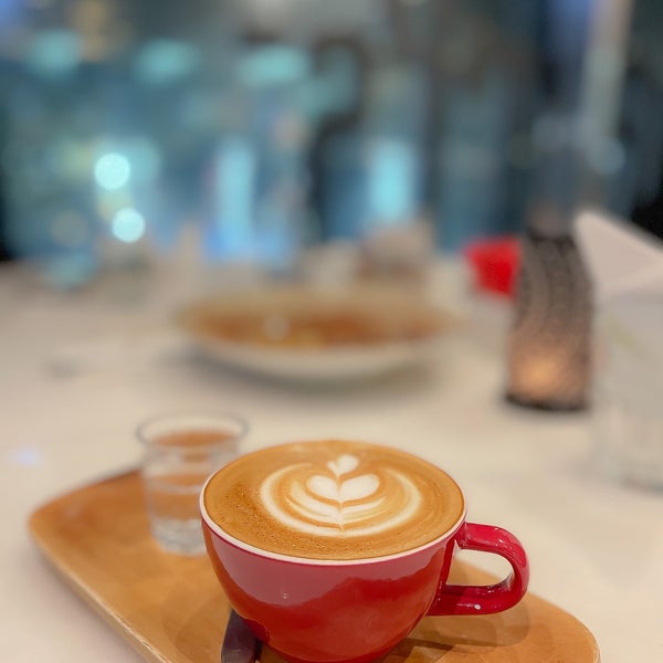 Berri's Cafe Al Muneera, أبوظبي