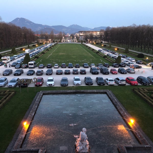 4/7/2018 tarihinde Helmutziyaretçi tarafından Casino Salzburg'de çekilen fotoğraf