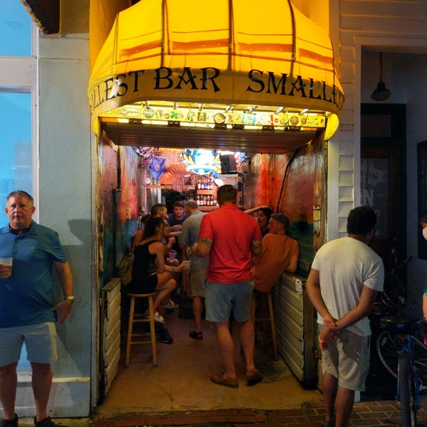 Foto tomada en Smallest Bar  por Christoffer J. el 6/21/2021
